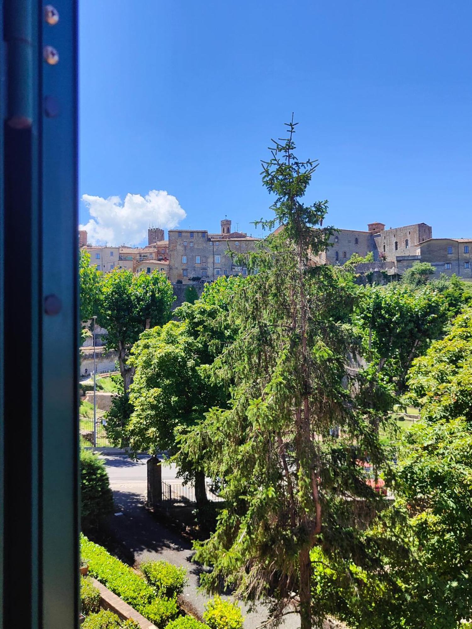 La Domus Di Marta Apartment Волтера Екстериор снимка